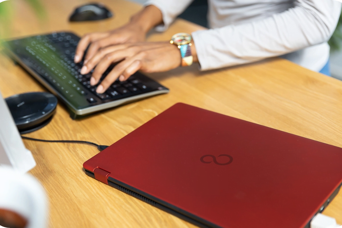 Fujitsu kannettavat tietokoneet